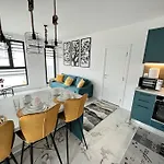 Marino Liberta South Apartment