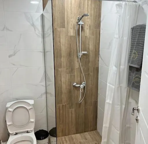 Marino Liberta South Obzor